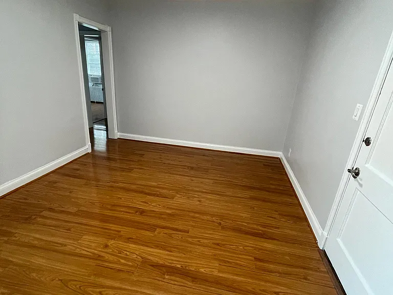 611 A St NE #4 — Photo 7