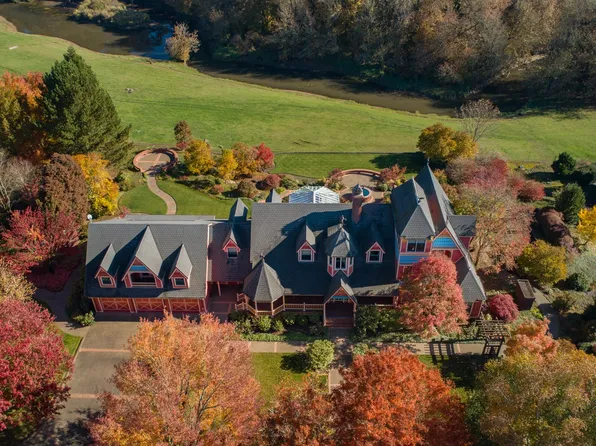 11120 McCann Rd, Amity, OR 97101