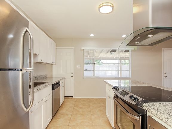 3rd image of 8127 E Columbus Ave