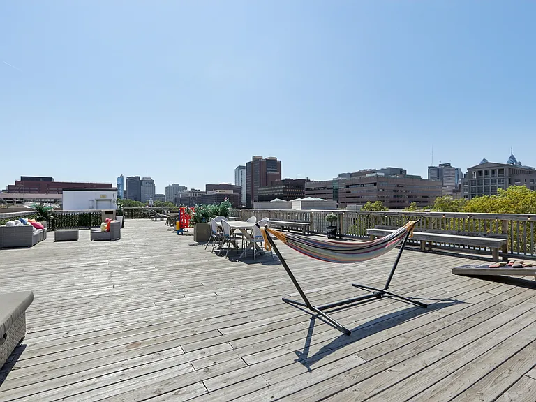 The View at Old City — Photo 42