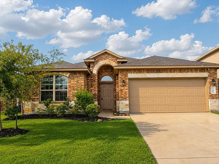 20419 Newcastle Ridge Ln — Photo 1