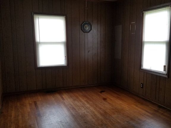 5th image of 2301 Pearl St