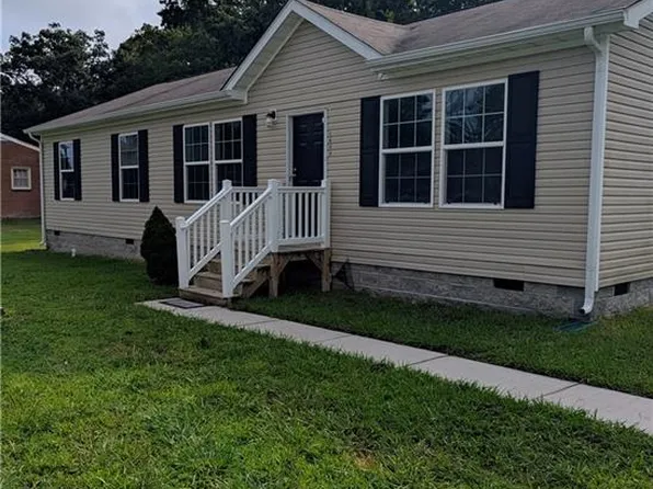 1008 Old Williamsburg Rd, Yorktown, VA 23690