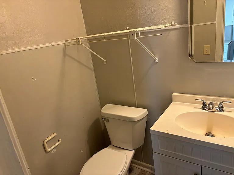 22 Walnut Ct #22 — Photo 2