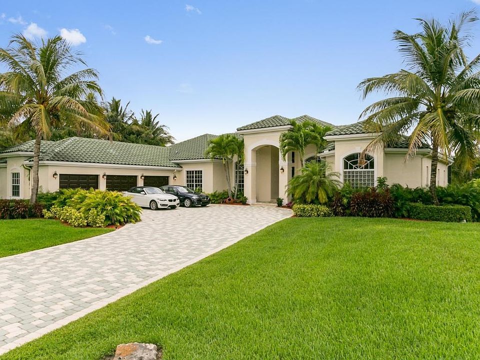 01_11570WSTONEHAVENWAY_57_FrontView_HiRe