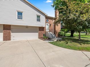 9239 Doubloon Rd, Indianapolis, IN 46268