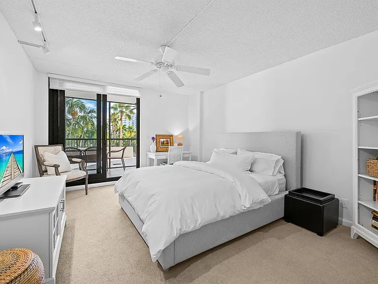 3420 S Ocean Blvd #3P — Photo 12
