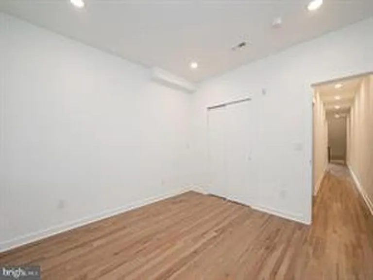 737 N 39th St #1 — Photo 17