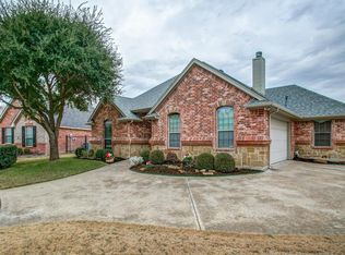 757 Trails End Cir, Hurst, TX 76054