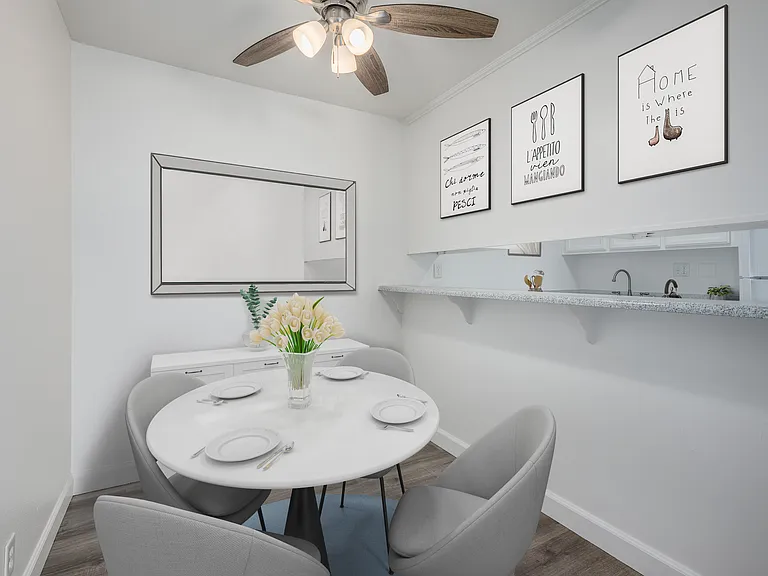 Sandpiper Apartments — Photo 30