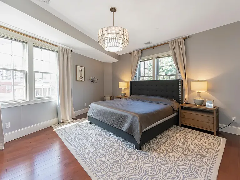 406 Main St #3 — Photo 20