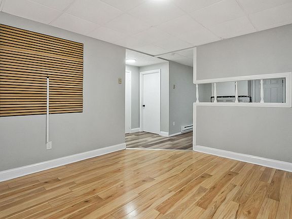 2nd image of 127 Clearfield St #2