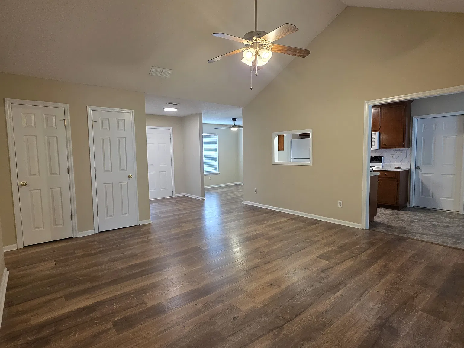 105 Indianola Court - 1 — Photo 4