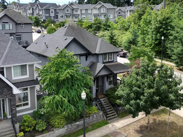15808 29a Ave, Surrey, BC V3Z 0N4