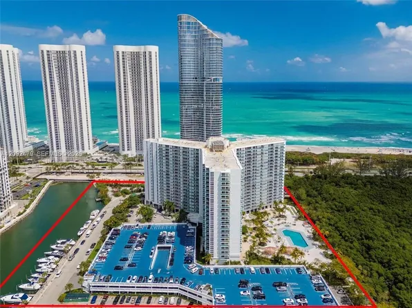 100 Bayview Dr, Sunny Isles Beach, FL