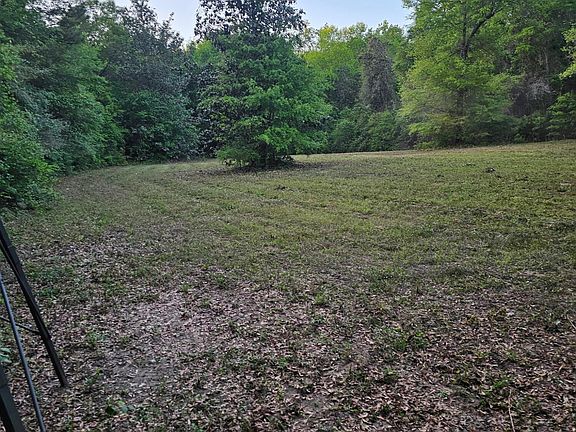 3rd image of 0 Broom Rd