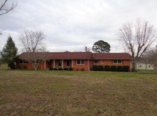 11184 Old Tullahoma Rd, Tullahoma, TN 37388
