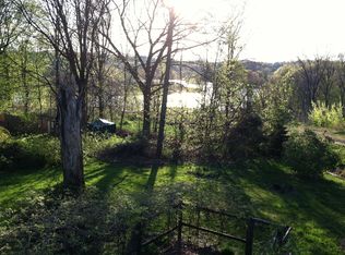 64 Lakeview St, Meriden, CT 06451