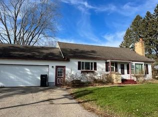 10921 Main St, Hewitt, WI 54441