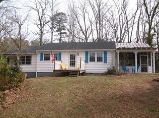 1088 Carlton Rd, Wake, VA 23176