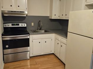 1334 Ray Rd APT 27, Castleton On Hudson, NY 12033