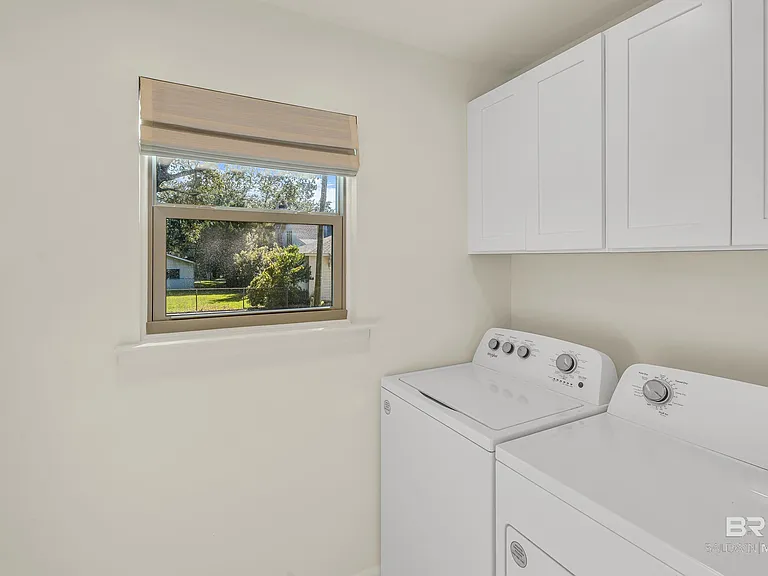 357 Azalea St — Photo 12
