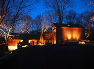 14 Hillcrest Ct, Ridgefield, CT 06877