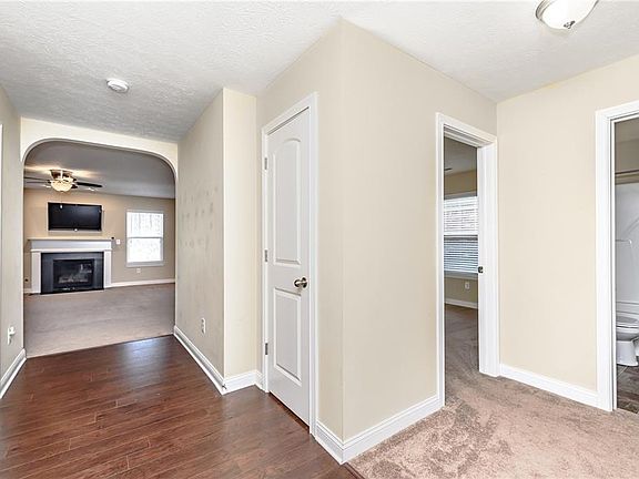 4th image of 9604 Woodsong Ln