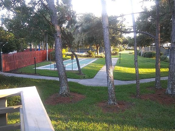 Back view close to pool 