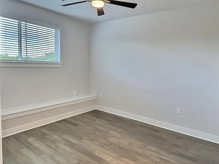 4407 Grotto Dr — Photo 23