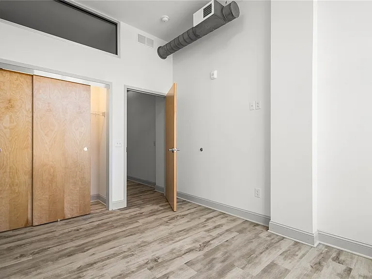 105 Main St #2 — Photo 23