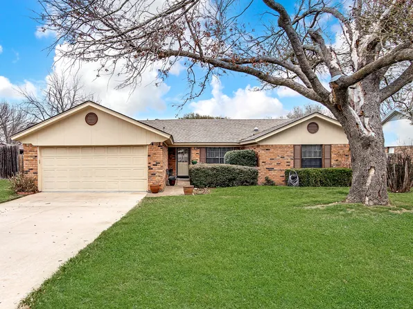 1003 Hyde Park Blvd, Cleburne, TX 76033