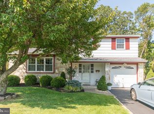 3270 Dale Rd, Bensalem, PA 19020