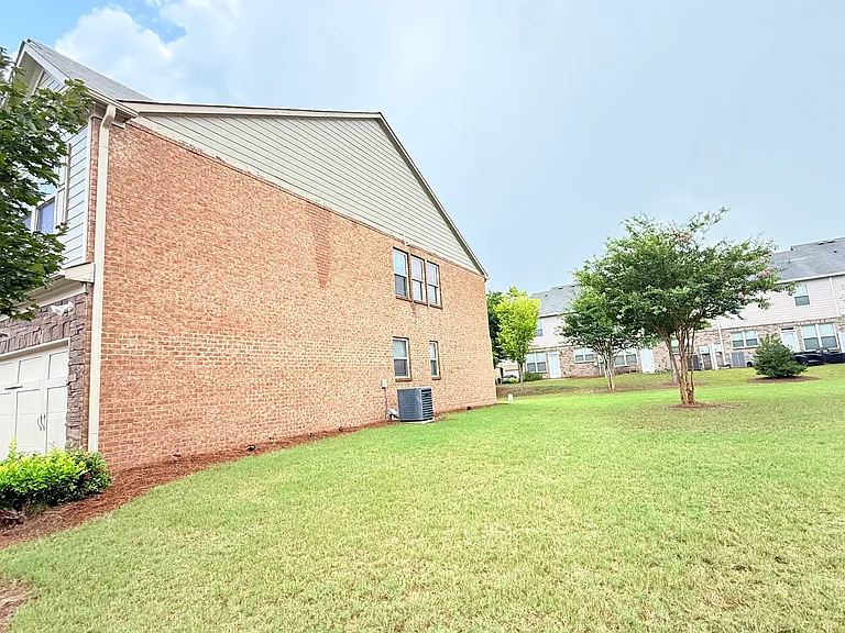 2333 Chancery Mill Ln — Photo 5