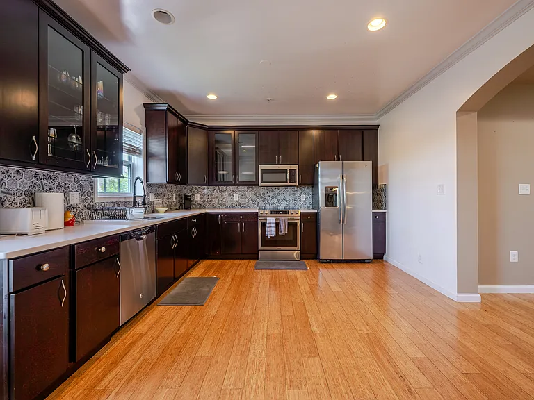 5123 D St SE — Photo 9