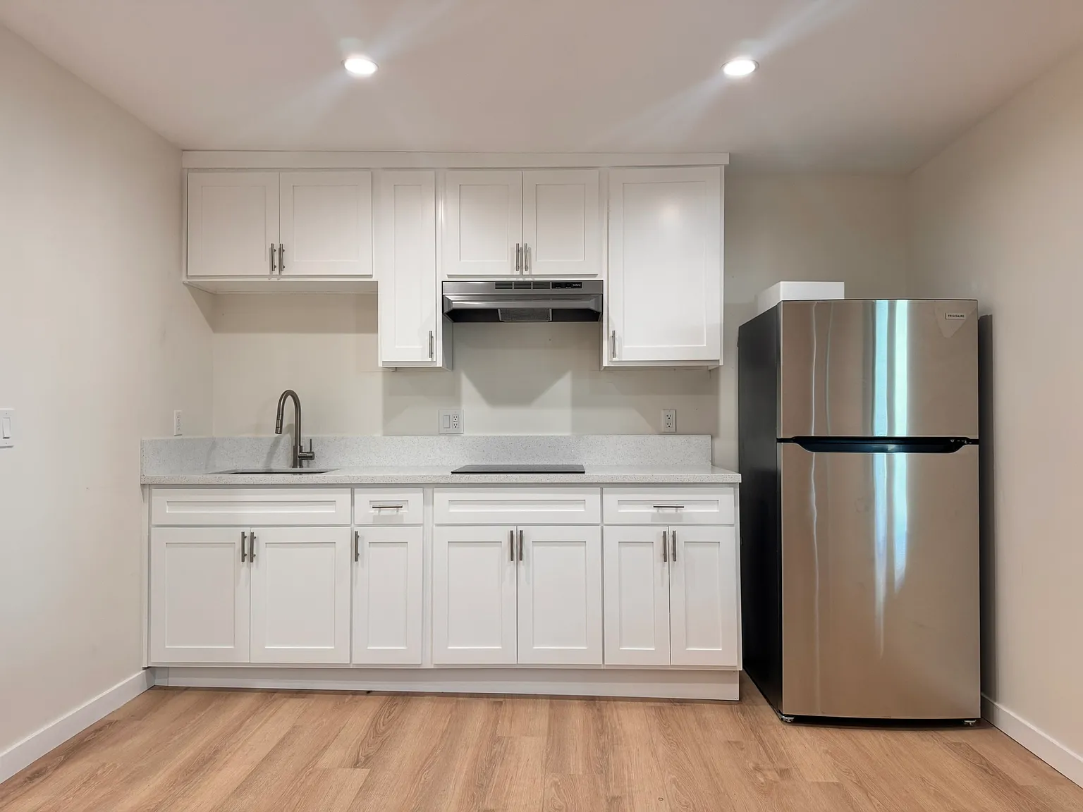 1 bed, 489 sqft, $2,300 — Photo 4