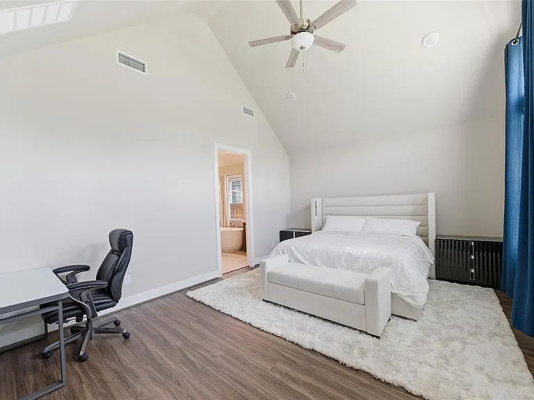 13715 Aventino Pointe Dr — Photo 17