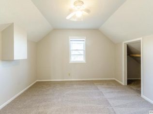 4266 Maple St, Omaha, NE 68111