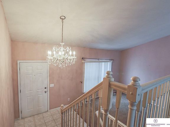 4th image of 15728 Rosewood St