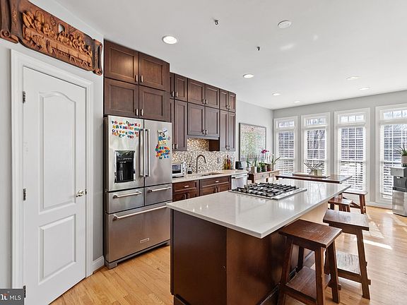 5th image of 10367 Gershwin Ct