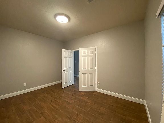 5th image of 4302 Windy Chase Ln