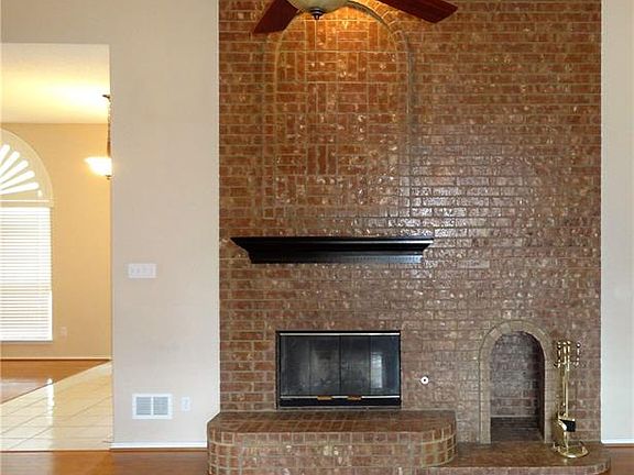4th image of 1311 Sutters Way