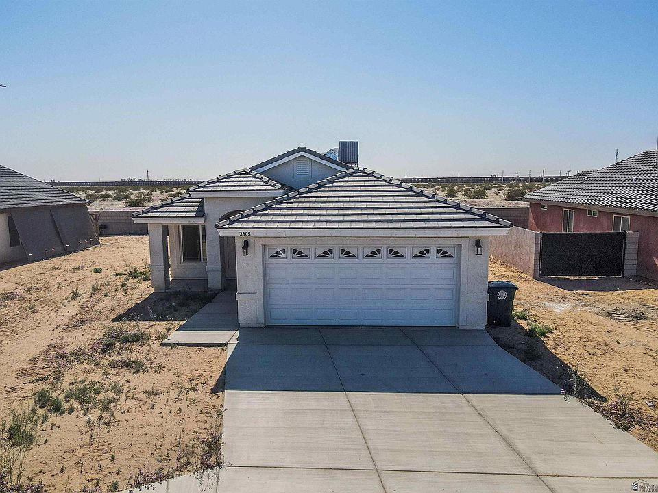 1st image of 3805 E Santa Rosalina Ln