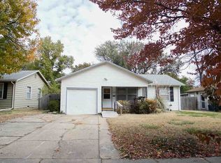 658 Lexington Rd, Wichita, KS 67218