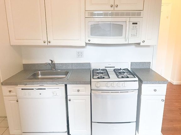 2nd image of 53 W 72nd St APT 7J