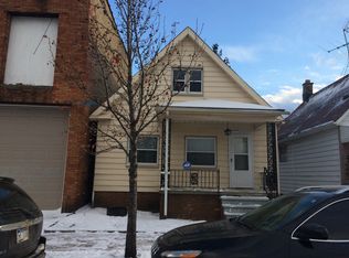 2938 Hanley St, Hamtramck, MI 48212