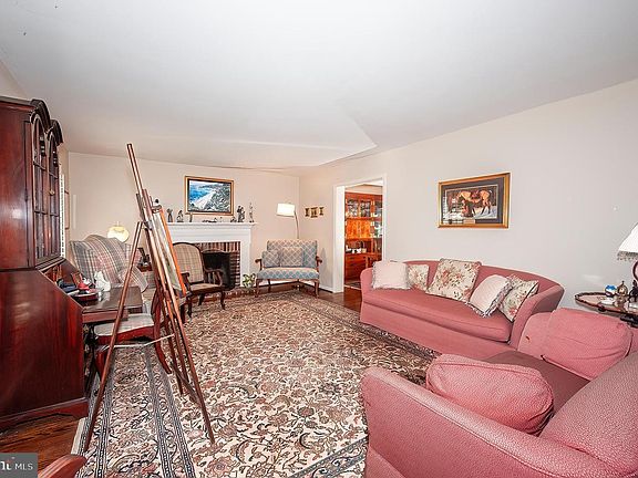 4th image of 767 Gulph Rd