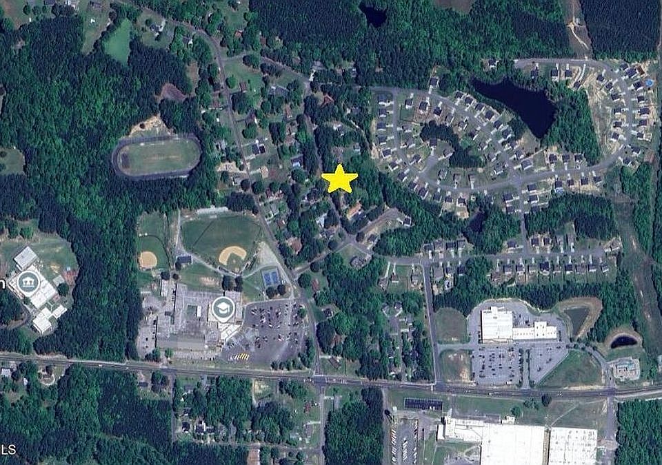 1st image of 806-808 Woodland Rd