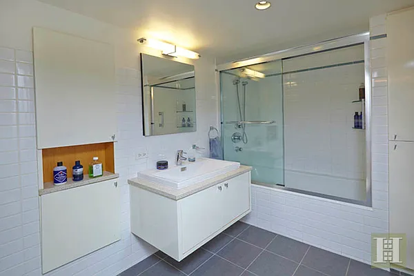 Sold by Halstead Real Estate | media 20