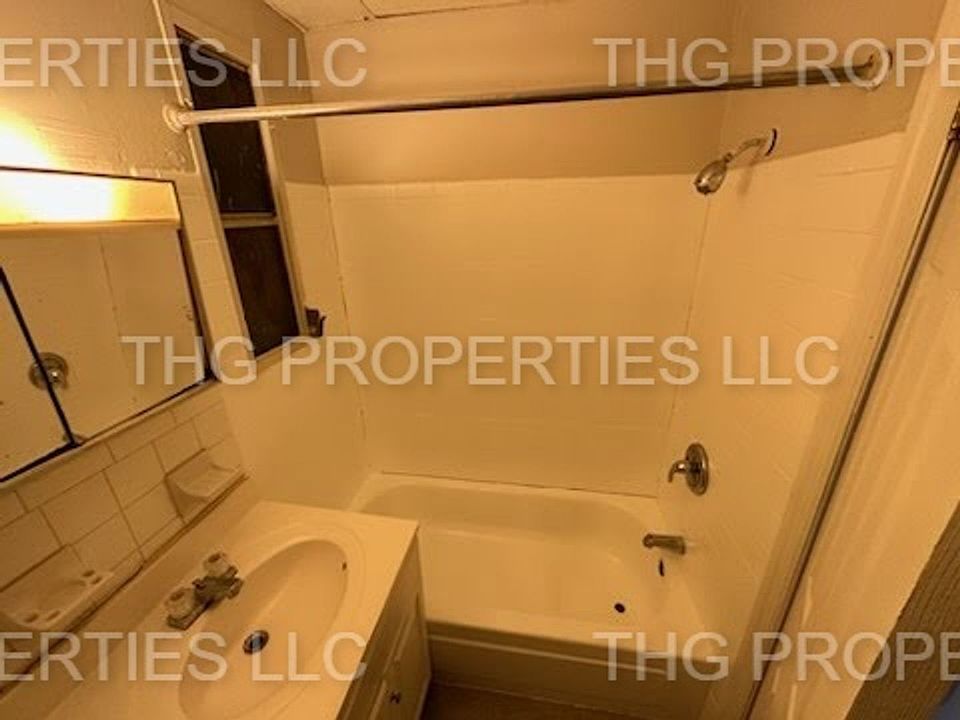 2nd image of 600-610 E Front St #610-1K